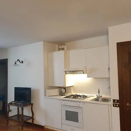 Dimora In Piazza -locazione Turistica Апартаменты Санта-Мария-Маджоре